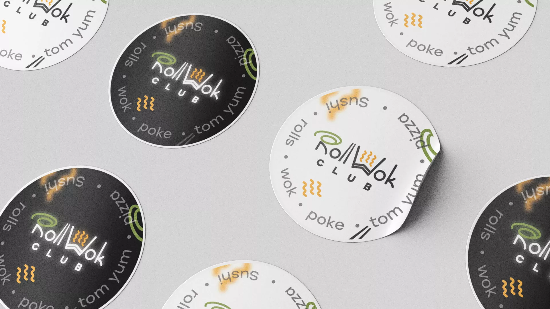 Разработка наклеек для суши-бара «Roll Wok Club» в Фатеже